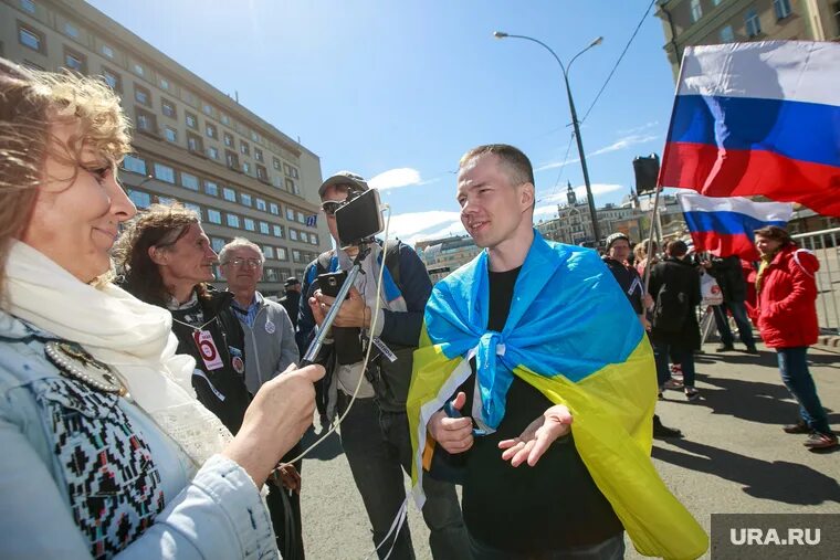 Украинцы фото. Украинцы в России. Пророссийские настроения на Украине. Украинцы митинг. Украинцы в 2024г