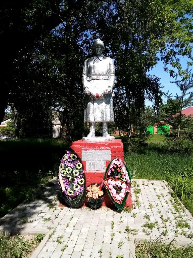 Сажное белгородская область. Памятник с.. Сажное Яковлевского района Белгородской области. Станция Сажное Яковлевский р-н Белгородская область. Сажное Белгородская область памятник. Село Сажное Белгородской области улица Полевая.