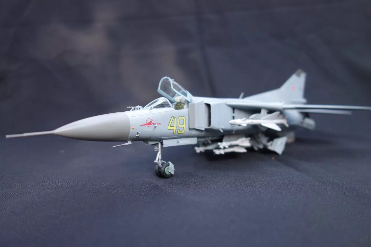 Миг-15 бис пепеляева. F-104 revell 1/72. F-16 tamiya 61101. Миг-15 1/48 tamiya. С1 48.