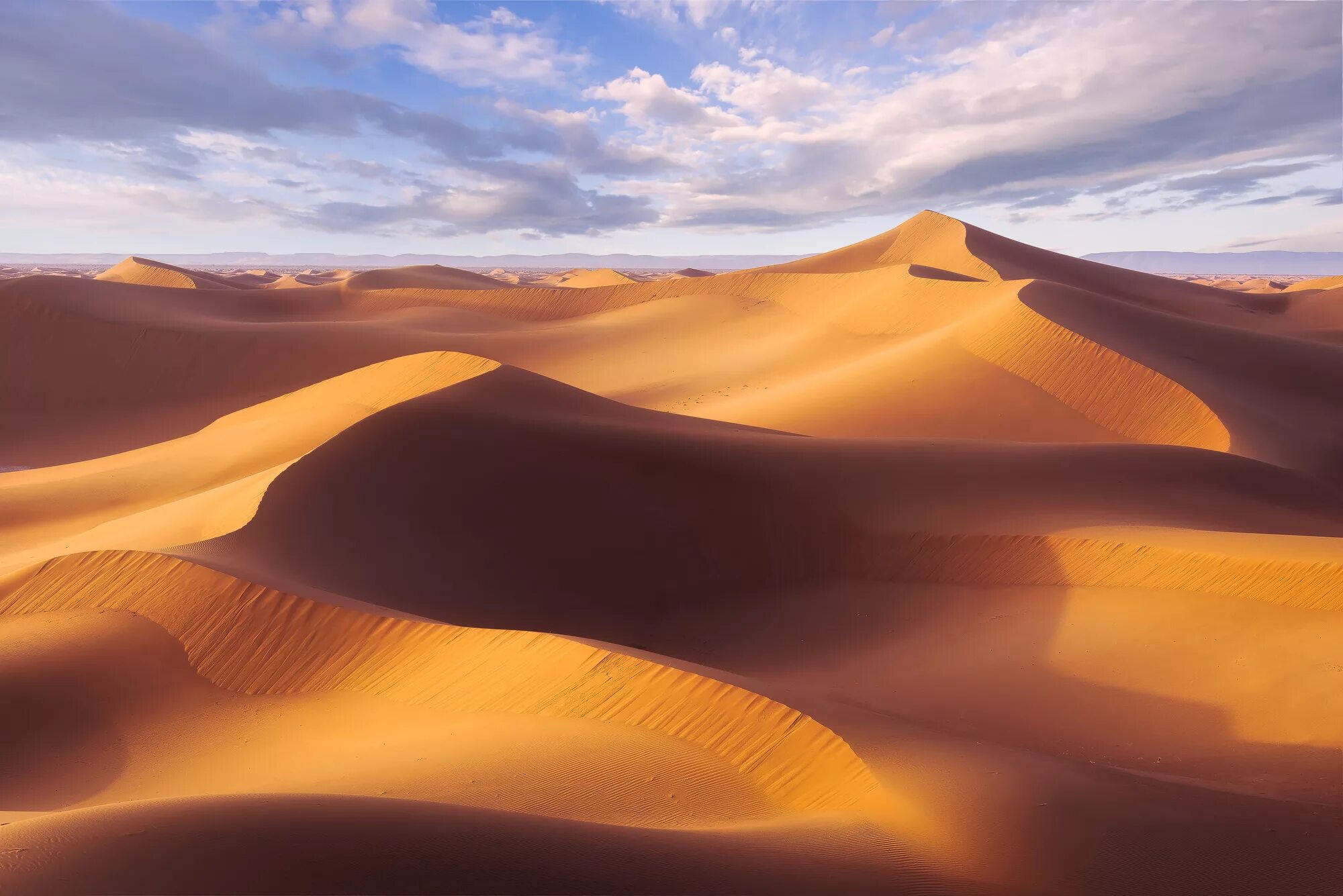 2000 3 2000 3000 5. Барханы и дюны. Барханы Пески пустыня. Пустыни Йемена Барханы. Бархан Сарыкум.