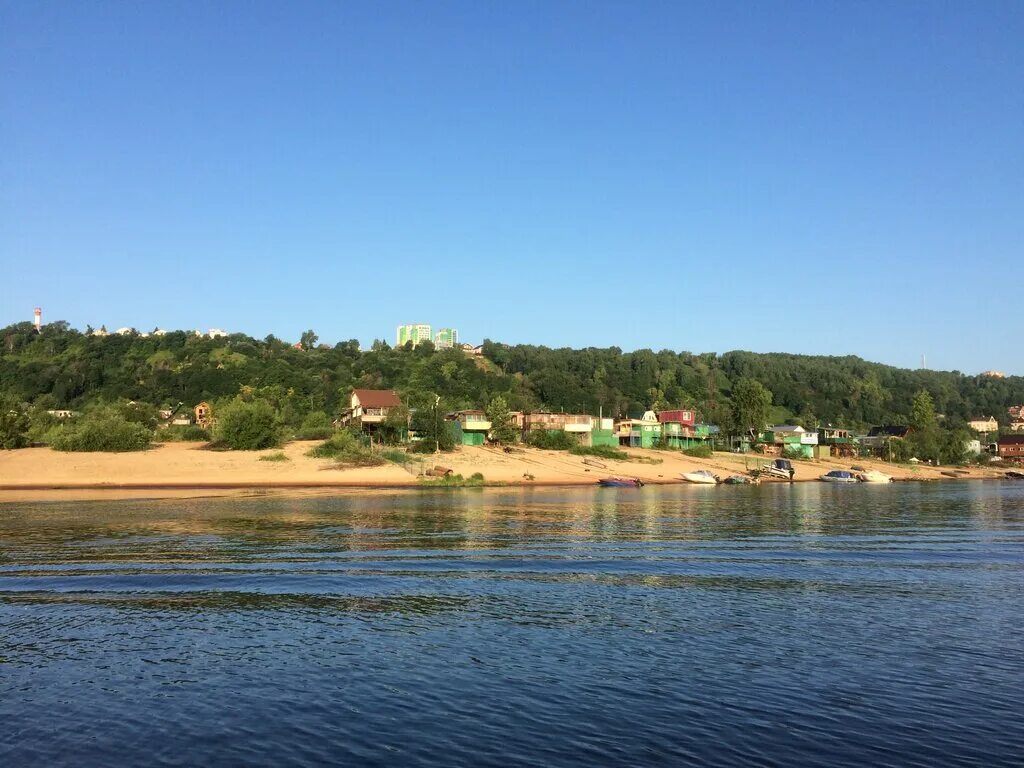 Экоход катамаран в нижнем новгороде. Водный трамвай нижний новгород. Речные прогулки в нижнем новгороде. Нижегородская водная. Слияние оки и волги и чкаловская лестница.