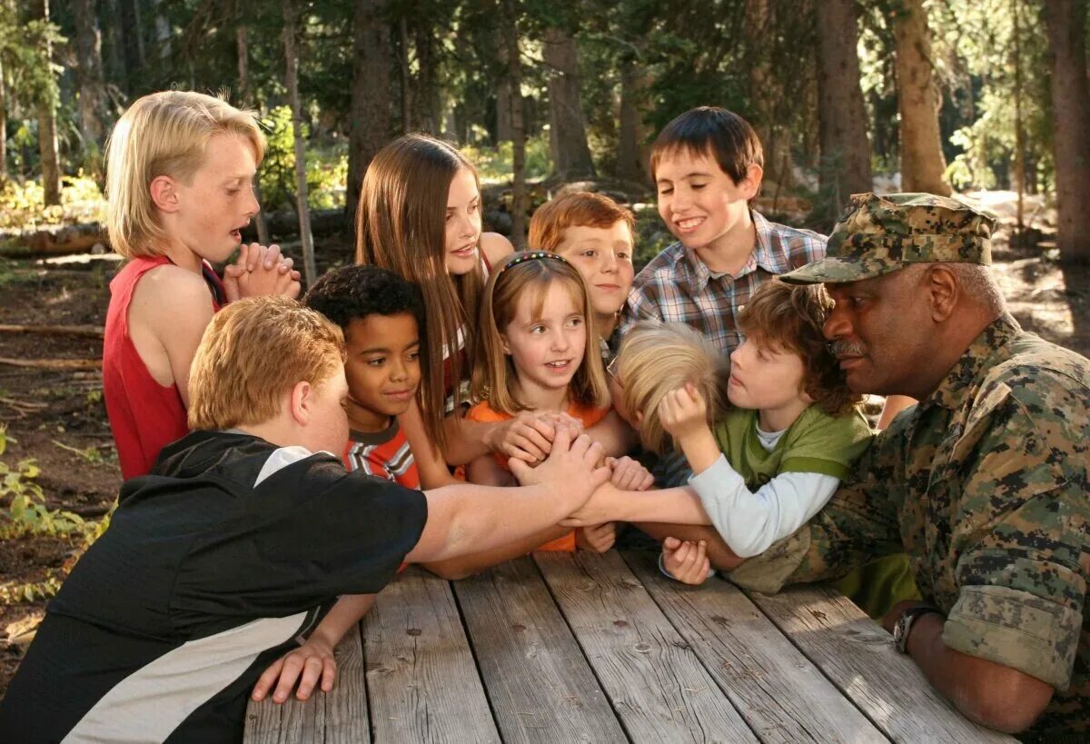 летний лагерь фильм 2007. летний лагерь. комедия детский лагерь. фильм лагерь 1992 франция. дежурный папа: летний лагерь фильм 2007.