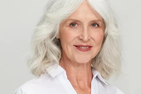 60 летняя женщина
