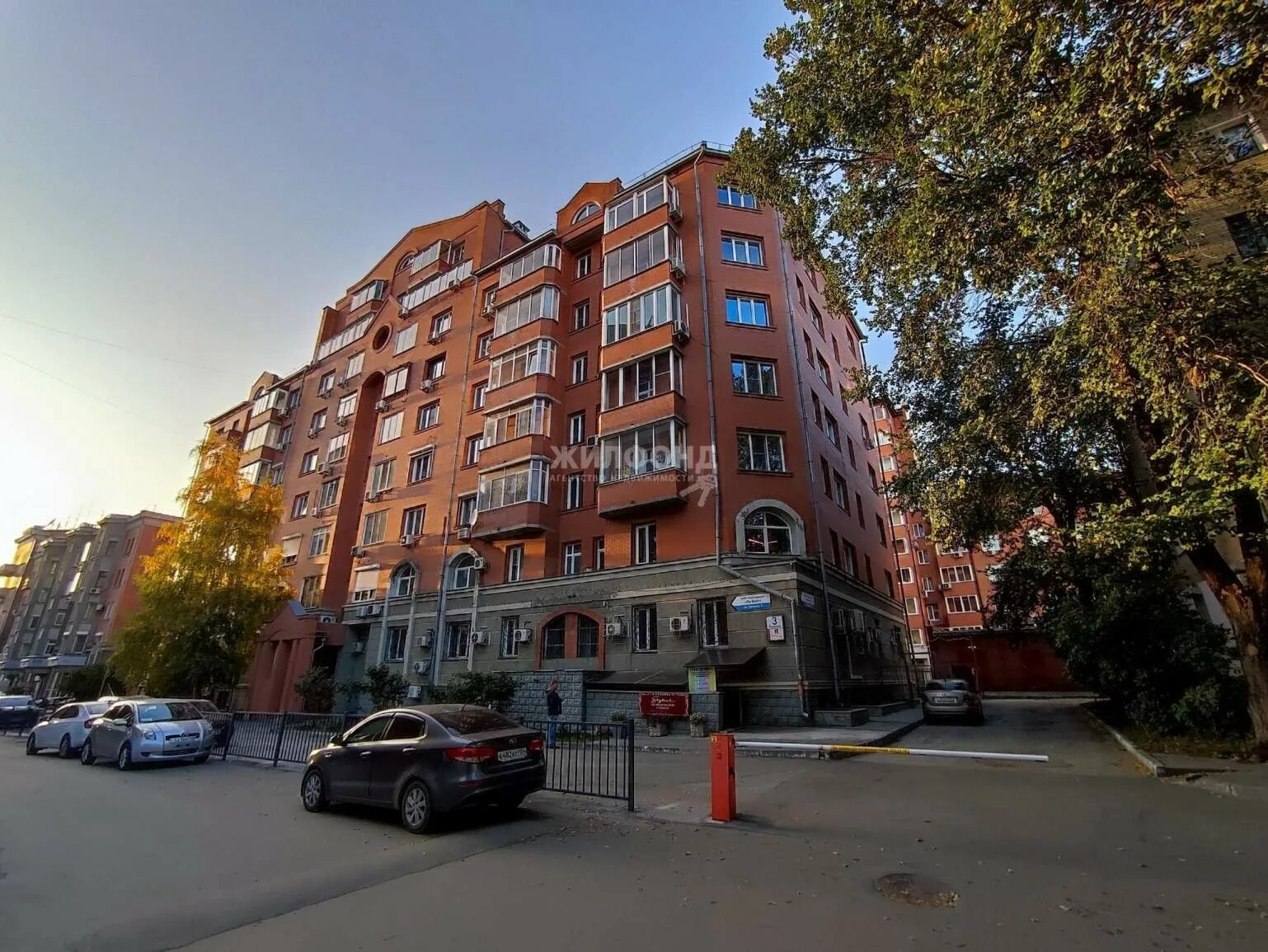 Ермака 3 новосибирск. Ермака 3 новосибирск. Ермака 3 новосибирск. Дом на ермака 3 в новосибирске. Улица ермака новосибирск.