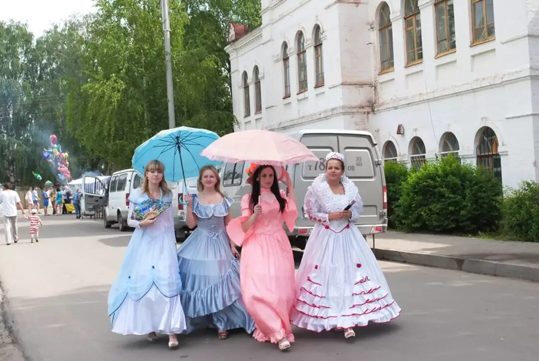 День города Великие Луки. День города Новосокольники. Великие Луки климат. Погода Великий Устюг. Погода в устюге на 10 дней гисметео