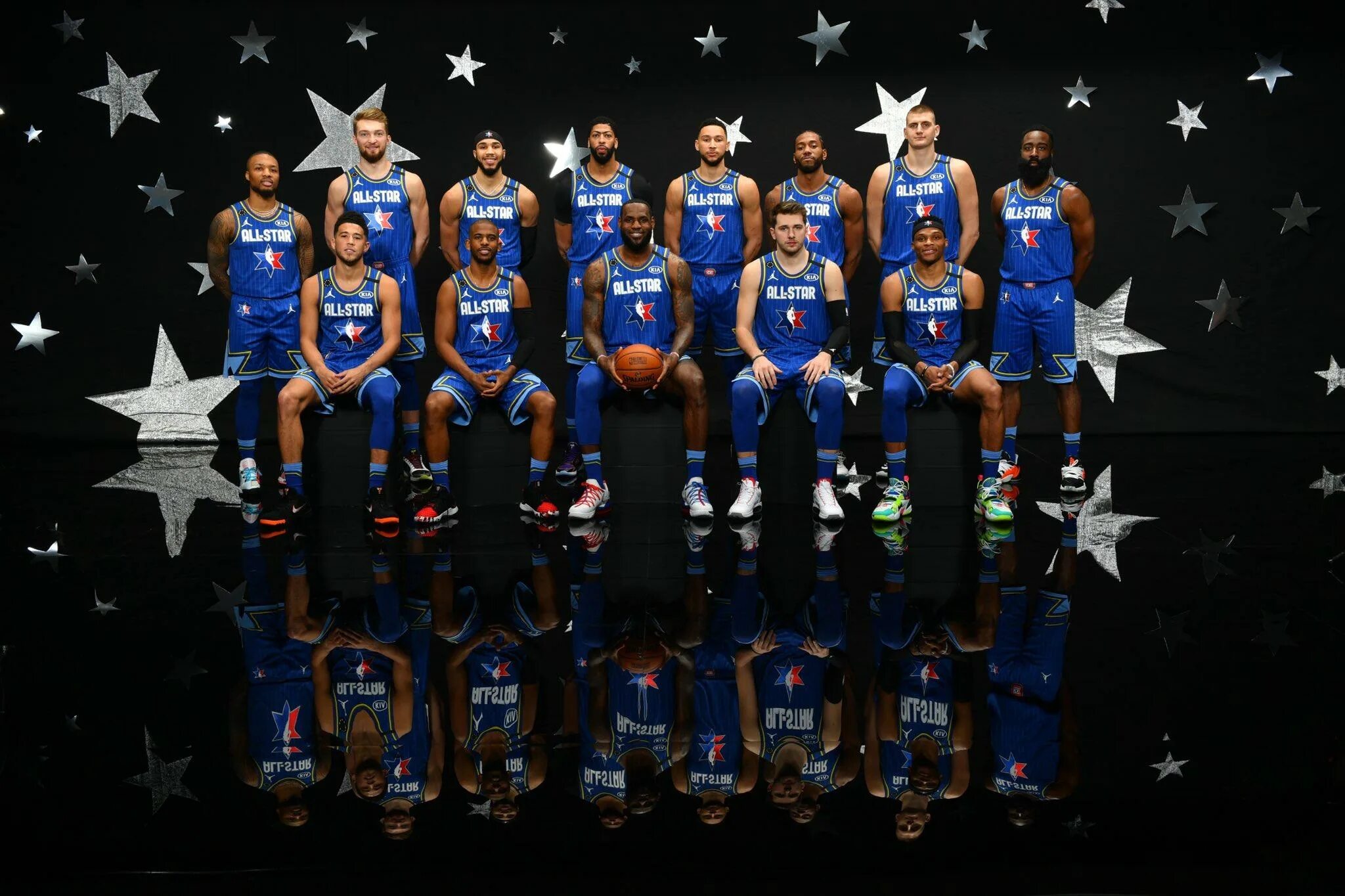 Звезда купила матч. All Star NBA 2020 Team. Матч всех звёзд НБА 2020. All Star NBA 2001 команды. All Star NBA команды.