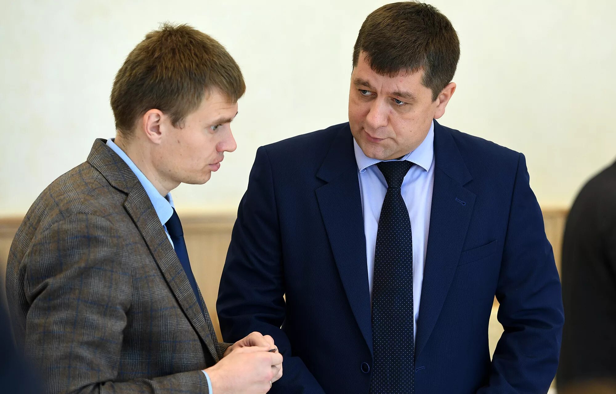 ВЗГЛЯД / "Выдать этого человека" :: Автор Вениамин Роднянский