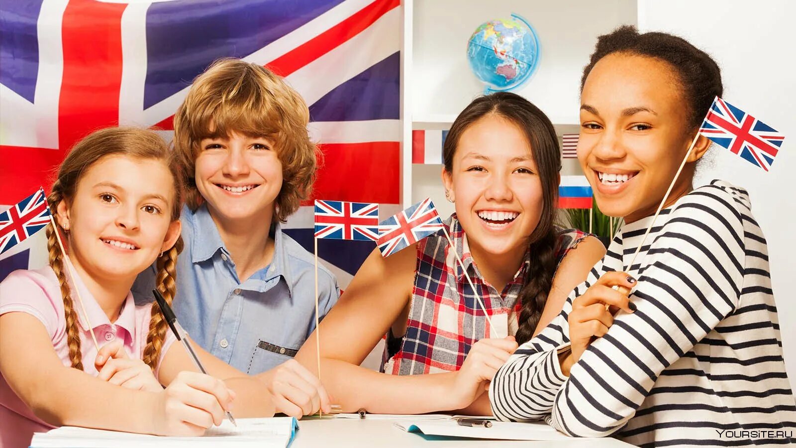 Какой иностранный язык для работы. Английский для детей. Урок английского языка. Иностранные языки для детей. Иностранные языки в школе.
