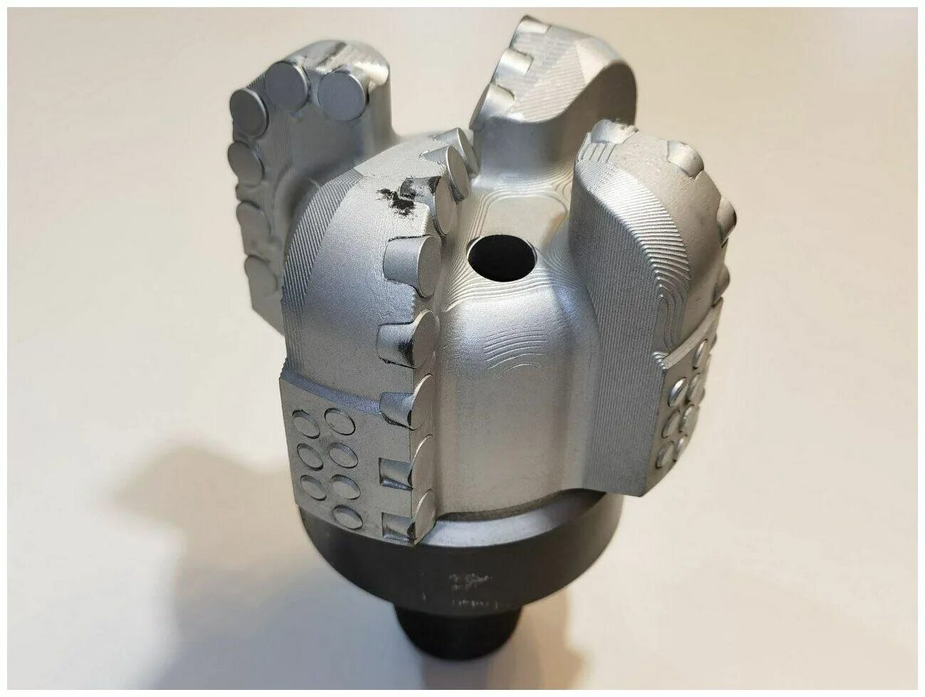 Долото pdc 151. Долото pdc 114,3-s-413 4х лопастной. Pdc долото 295,3 мм. Долото рdс d-140 3х лопастное. 1mm.