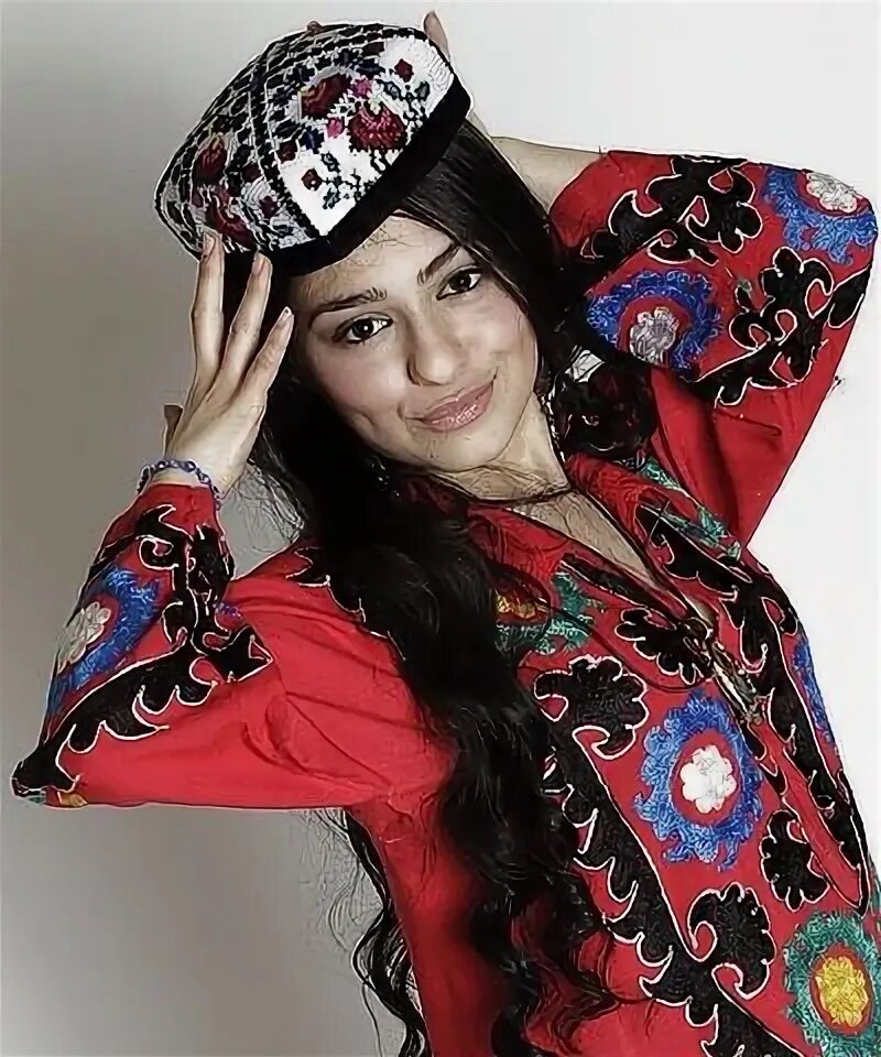 Полно таджикски. Узбекские женщины. Таджикские красавицы. Красивые таджички.