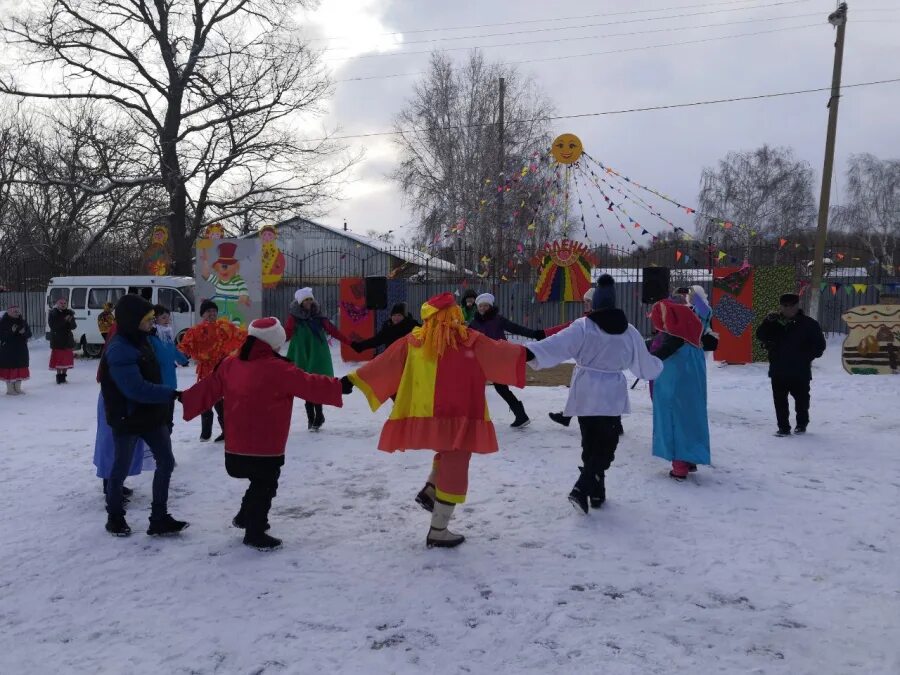 Масленица в Базарном Карабулаке. Соревнования на Масленицу. Игры на Масленицу. Масленица Саратов. Масленица в интернате