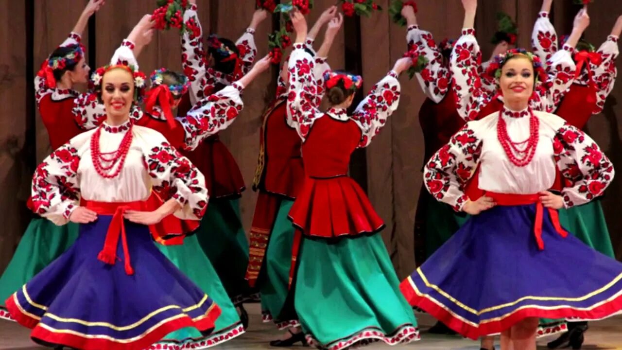 Движения народного танца