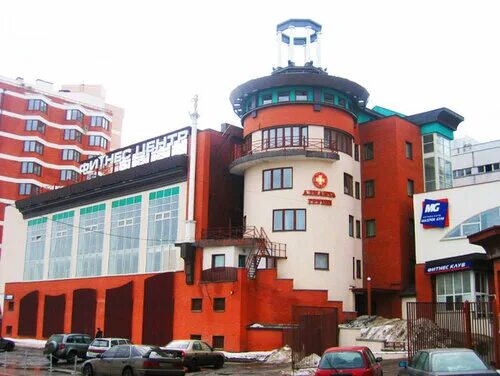 ул крылатская д 21 стоматологическая поликлиника 5. москва ул крылатская 5. крылатские холмы офис. крылатская 33к3. бизнес центр «крылатские холмы» адидас.