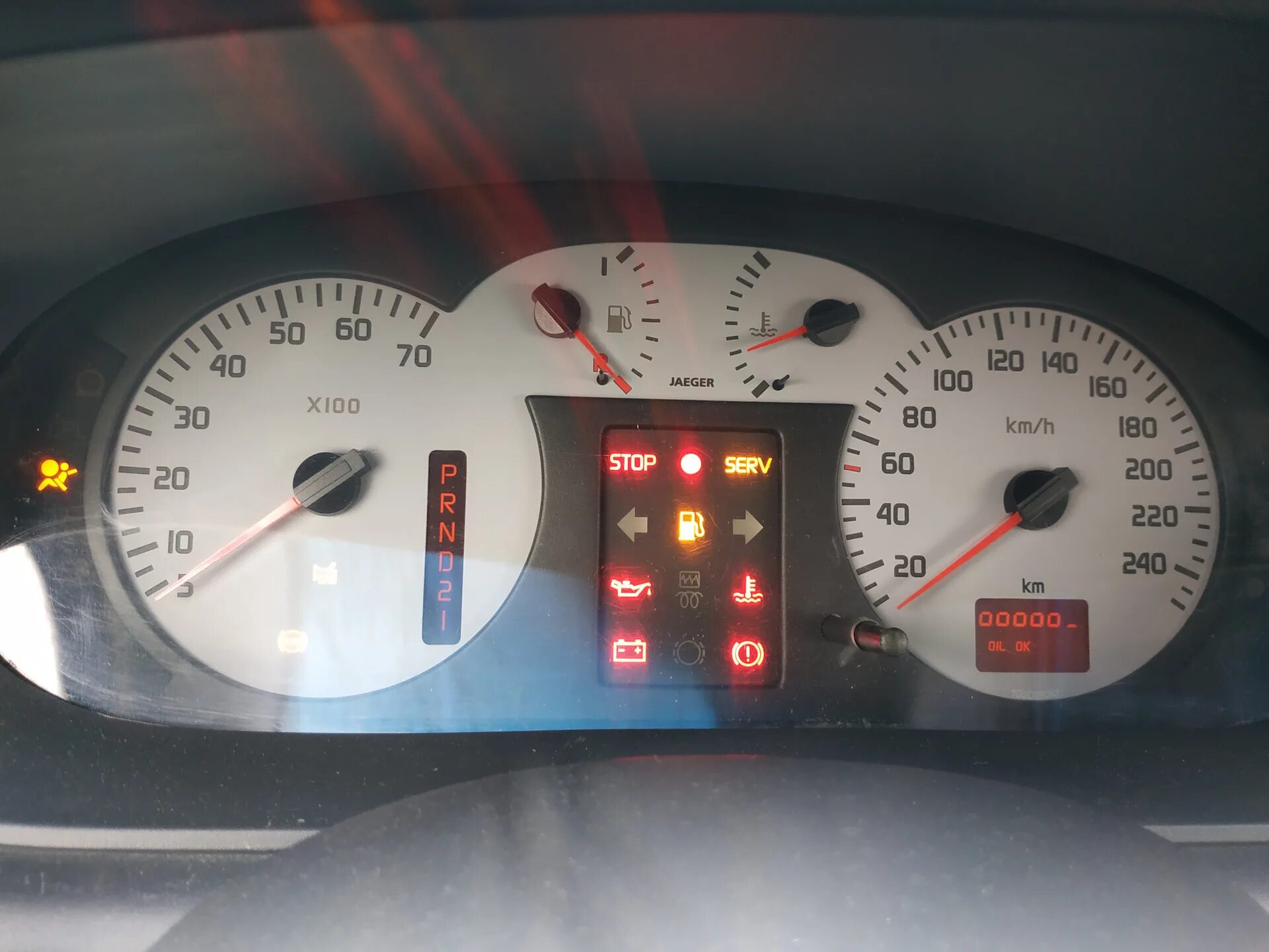 Панель рено сценик 1. Панель приборов рено меган сценик 1. приборная панель рено симбол 1. приборная панель рено меган 2. панель рено меган 1.