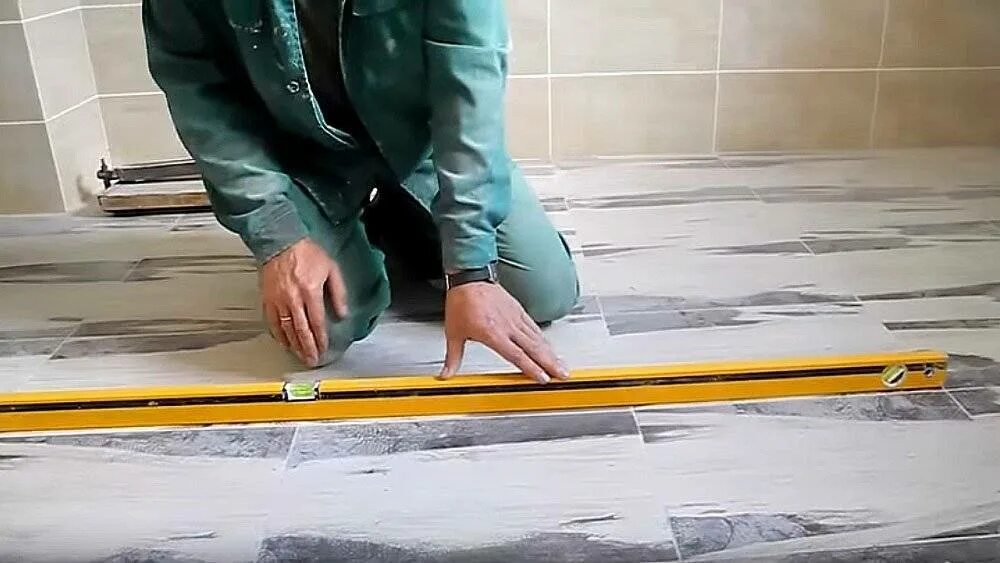 Технология укладки керамической плитки на пол. Разметка для укладки плитки. Разметка укладка плитки. Разметка укладка плитки. Разметка для укладки плитки.