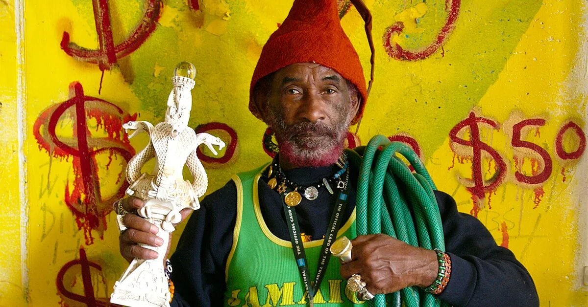 Scratch perry. Перри, ли. ли скрэтч пэрри. ли скретч перри. аквариум lee scratch perry.