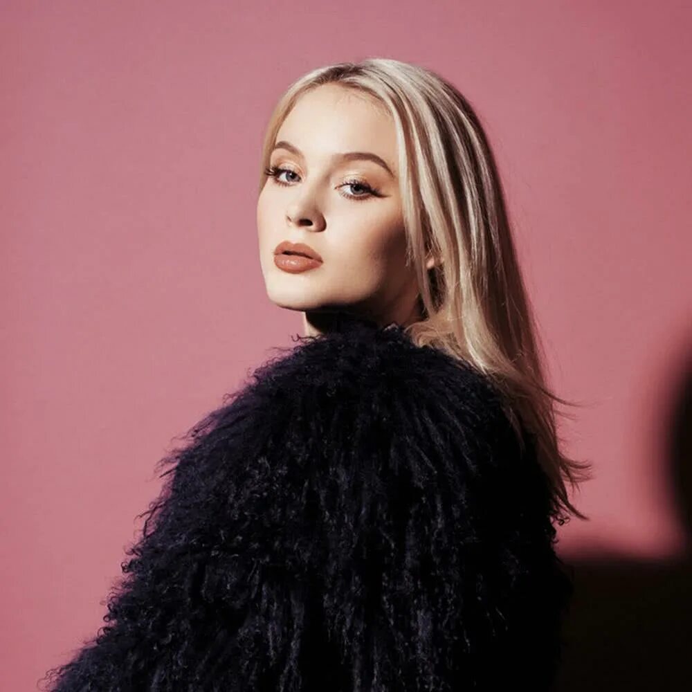 Zara Larsson. Zara Larsson 2020. Zara Larsson фото.