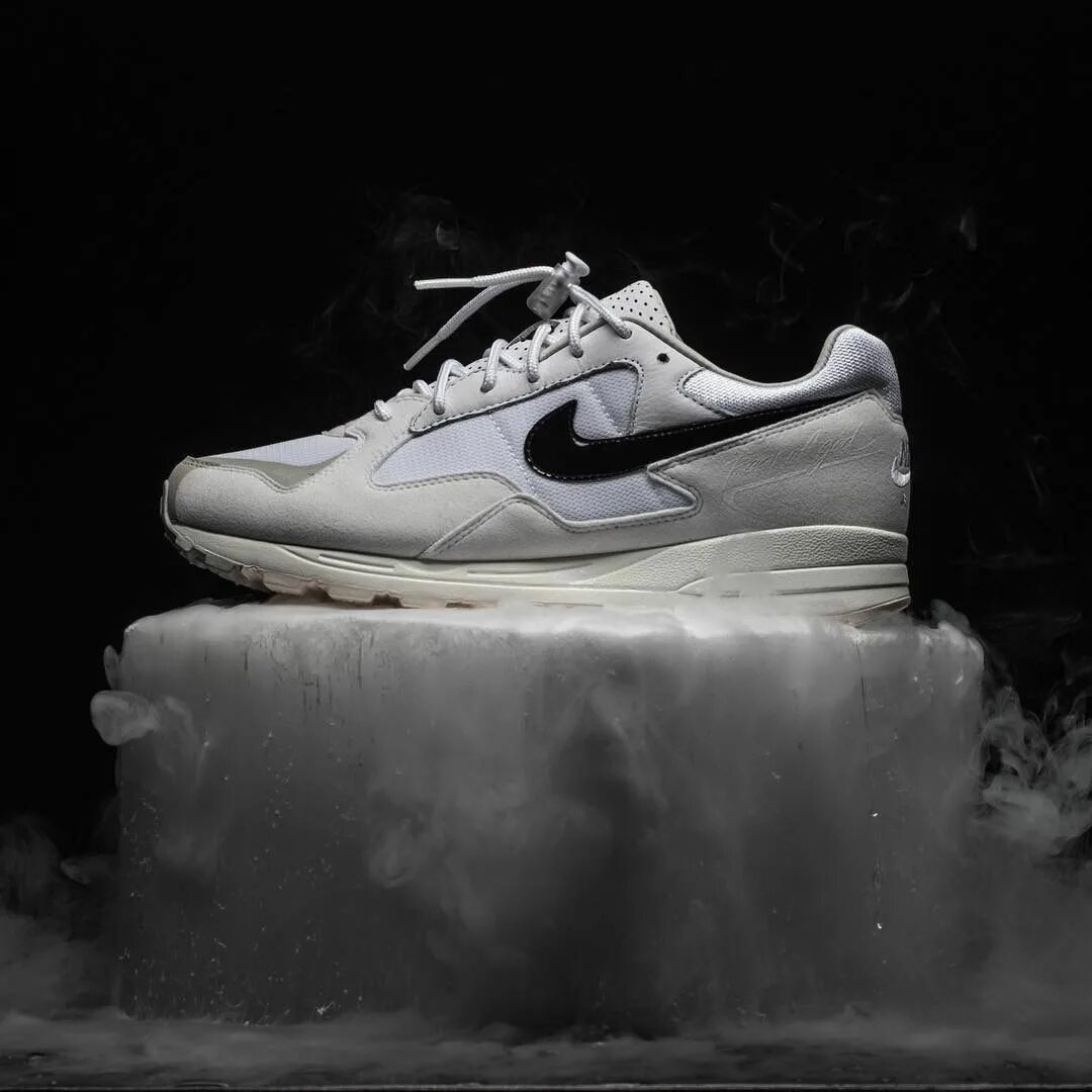 Nike Air Fog 1 Light Bone. Nike Skylon 11. Nike Fear of God 2. Nike Air x Fog.