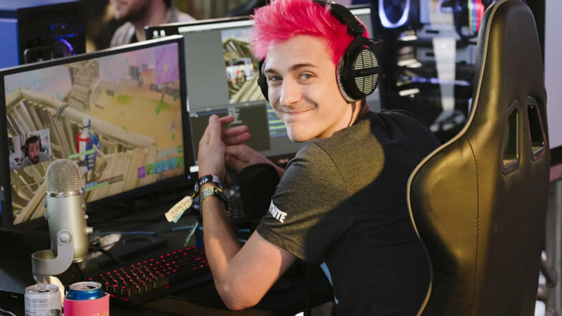 Feed the streamer