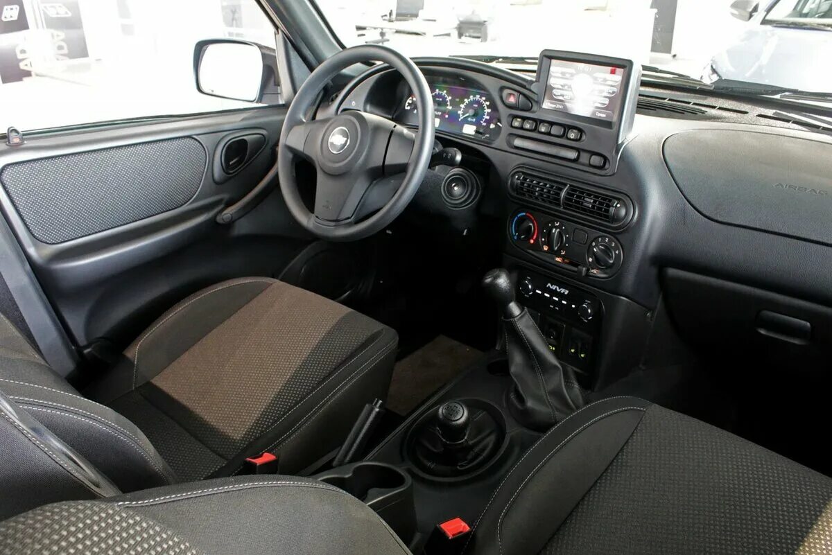 новый салон нивы шевроле