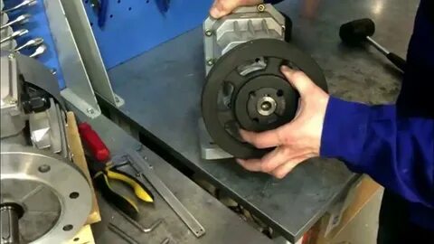 Крепление шкивов на валах