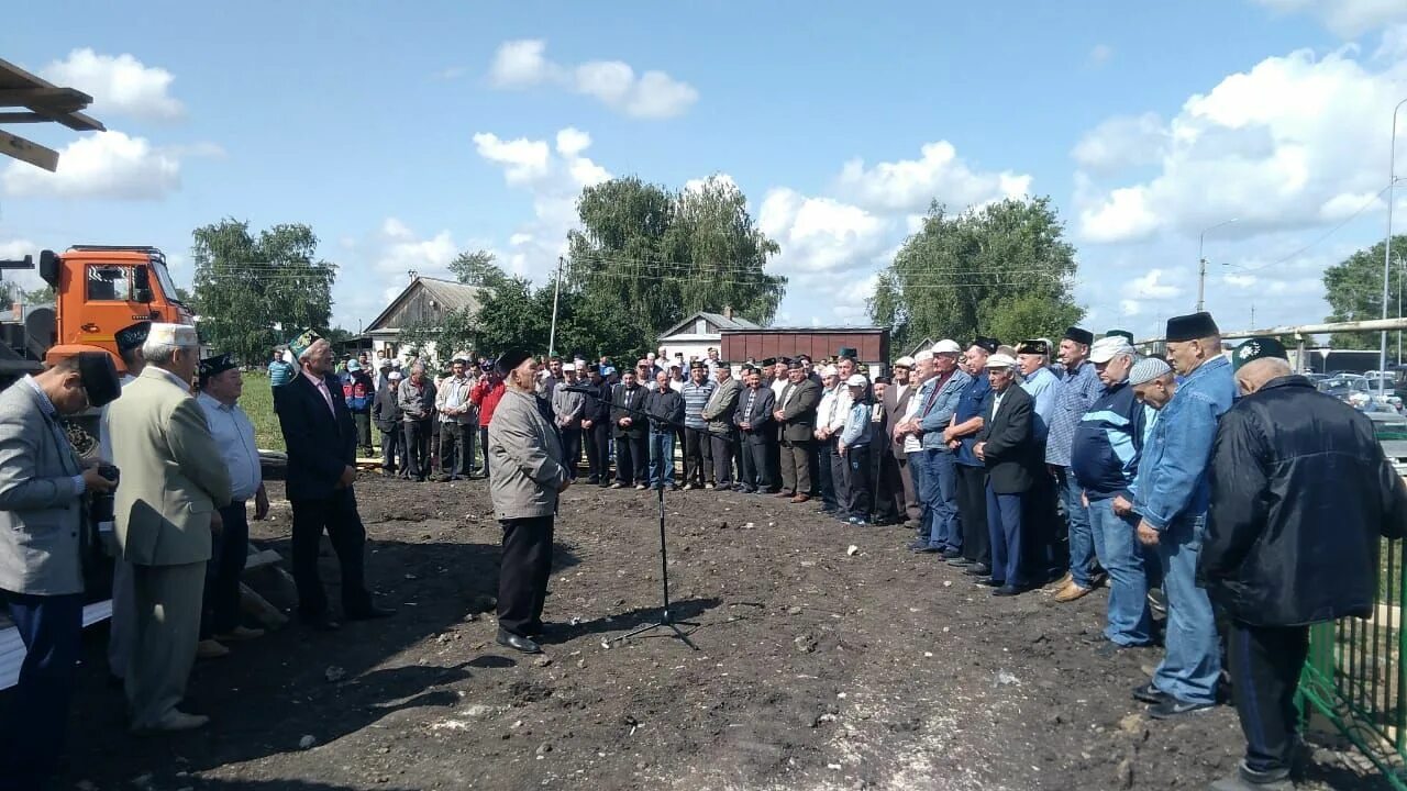 Погода старый студенец буинского. Село старый Студенец Буинский район. Деревня старый Студенец Буинский район. Алькеево РТ Буинский район. ЧИПЧИГИ Буинский район деревня.