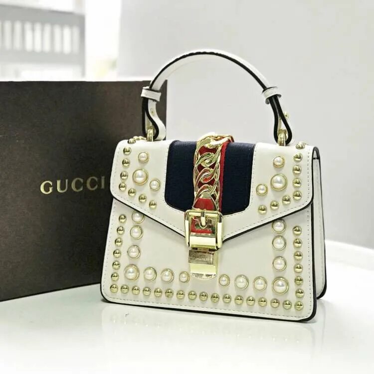 Сколько стоят гуччи оригинал. Сумка Gucci 124407. Сумка Gucci Vivian. Сумки гуччи женские. Сумка Gucci itallymood.