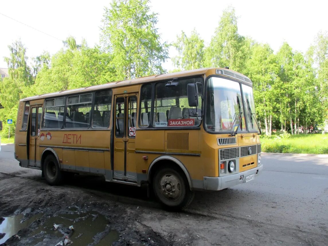 Маршрутки онега. Архангельский пазик. Зелёный пазик в Архангельске. ПАЗ 423470-04 школьный автобус. ПАЗ Архангельск.