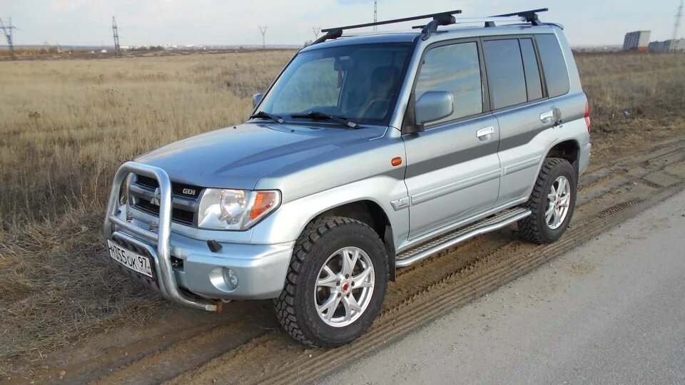 Митсубиси пинин купить. Mitsubishi Pajero Pinin. Mitsubishi Pajero Pinin 2005. Мицубиси Паджеро Пинин 2003. Митсубиши Паджеро Пинин 2003.