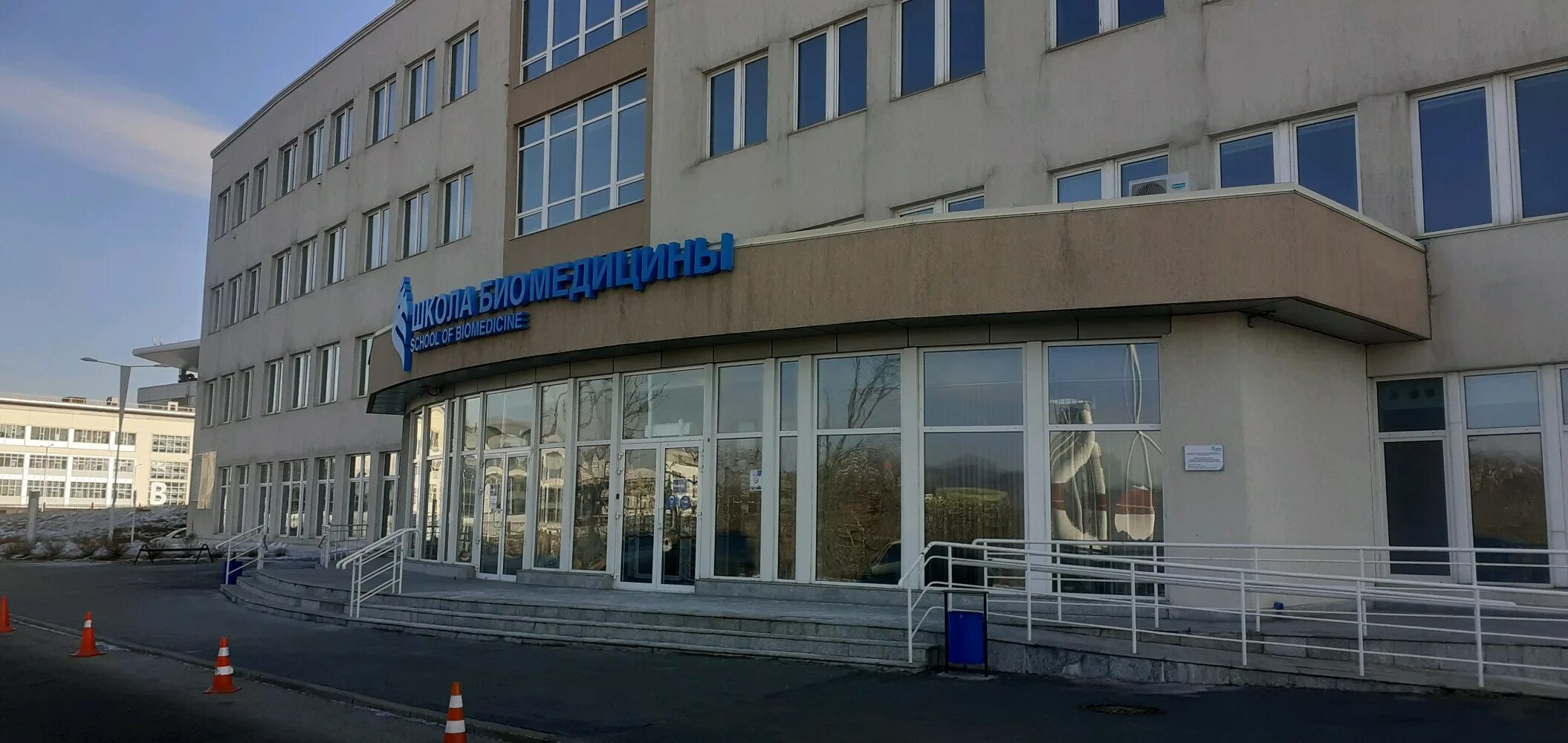 жд институт уссурийск. приморский колледж спб. бородинская 16 владивосток политехнический колледж. учебные заведения приморского края. лесозаводский индустриальный колледж.