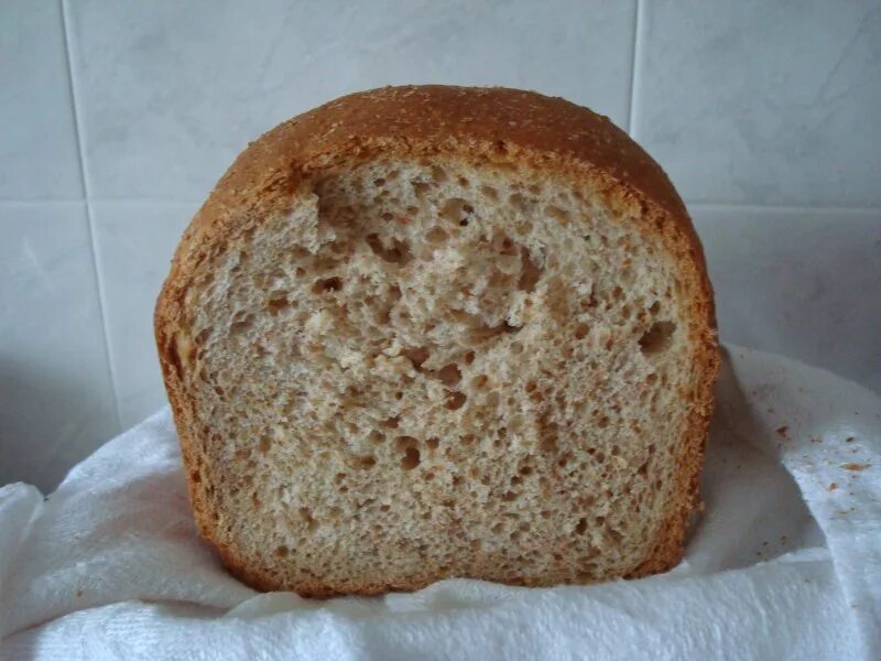Хлеб из отрубей в духовке. Отрубной хлеб. Хлеб с отрубями. Мука с отрубями для хлебопечки. Хлеб из хлебопечки.