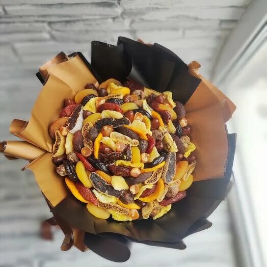 Букет из сухофруктов диаметр 25 см - Фруктовые букеты и вкусные подарки Невинном
