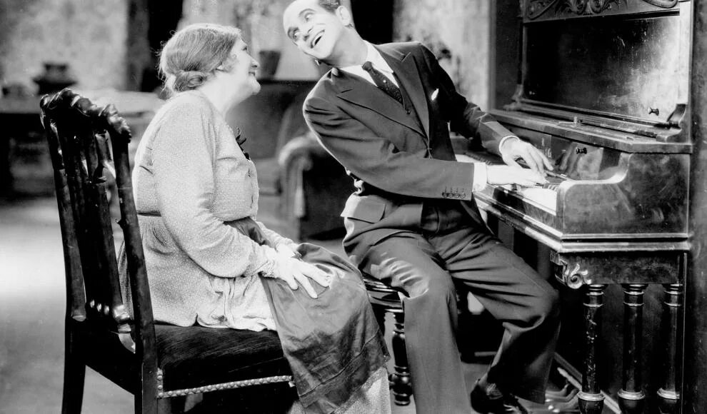 «Певец джаза» (1929).. Певец джаза (the Jazz Singer, 1927). Первый приличный