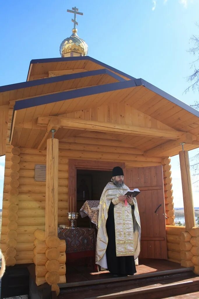 Сямозеро часовня. Деревня новая нижегородская область. Освящена часовня. Освящение часовни. Щелковское открытие часовни на набережной.