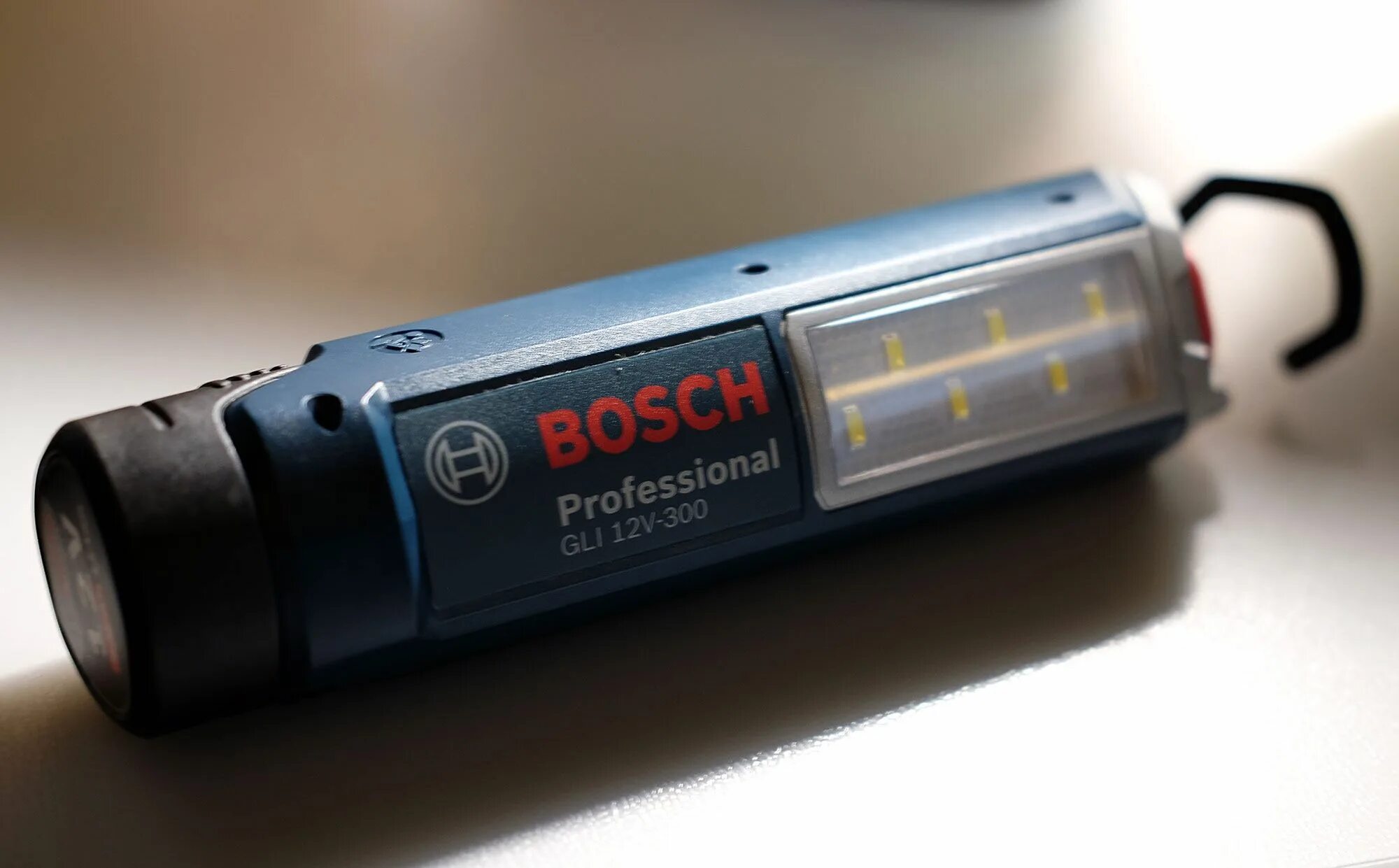 Gba 12v. Аккумулятор Bosch 1600a00h3d li-ion 12. Bosch GBA 12 В li-ion 3.0 Ач. Аккумулятор GBA 12v 3.0Ah professional. Адаптер USB - Bosch GBA 12v.