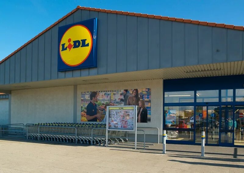 Супермаркет снаружи. Лидл германия. Лидл коувола. Lidl таллин. Лидл литва.