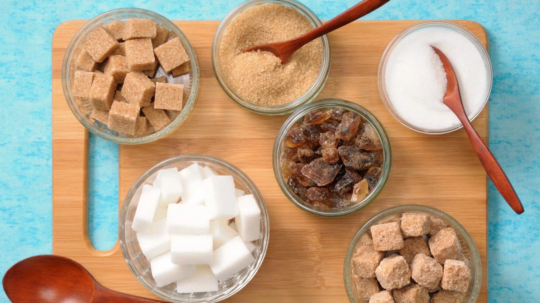 Сахар и здоровье. Сахар в питании человека. Полезный сахар. Тростниковый сахар сверху.