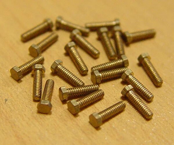 Сколько весит 1 кубический сантиметр меди. Масса латуни г. Вес латуни м3. Вес бронзового прутка таблица. Вес латуни м3.