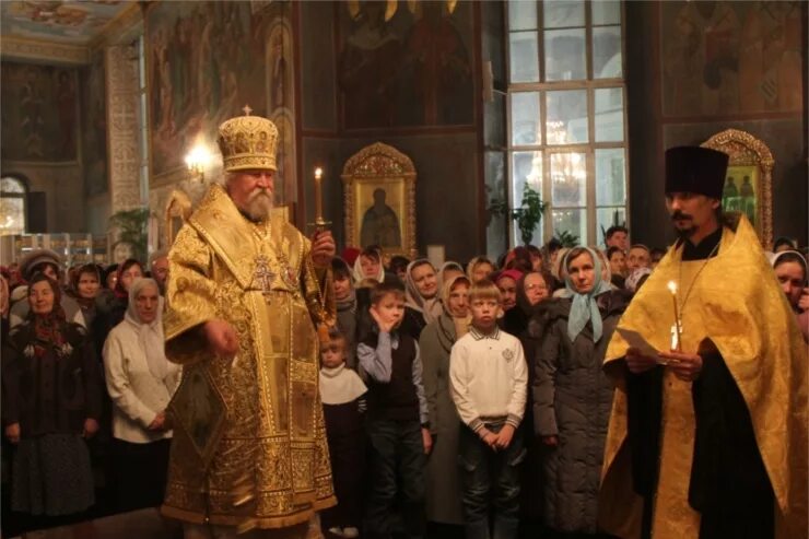 покровско-татианинский собор чебоксары богослужение. всенощное бдение в покровско татианинском соборе чебоксары. храм воздвижения креста господня чебоксарско чувашская митрополия. строительство покровско-татианинского собора. покрово-татианинский собор чебоксары службы алтарники.