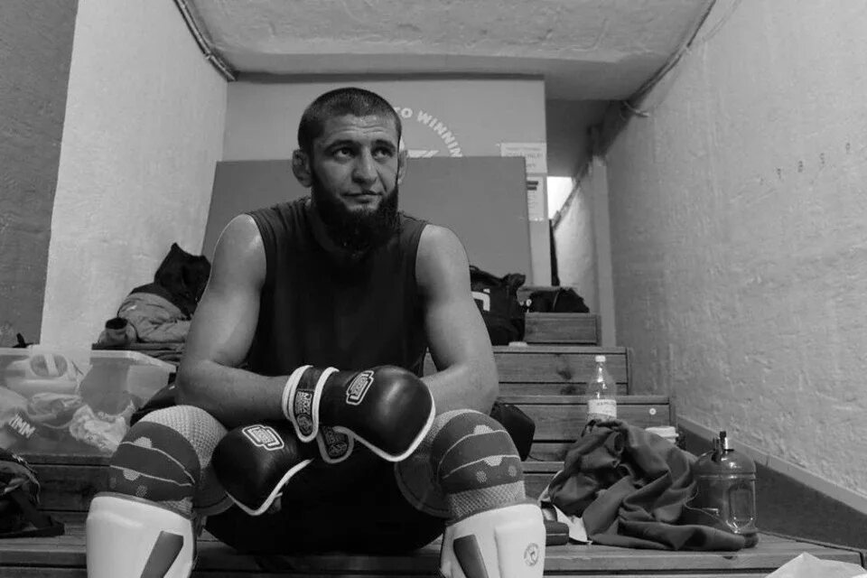 Флаг чечни вектор. Чимаев юфс. Флаг республики ичкерия. Новый флаг чечни. Флаг чечни и татарстана.