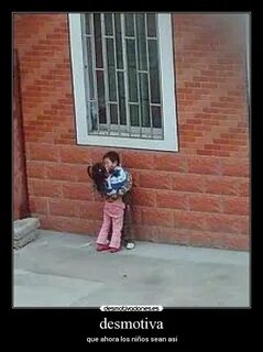 Видео мальчик и девочка занимаются