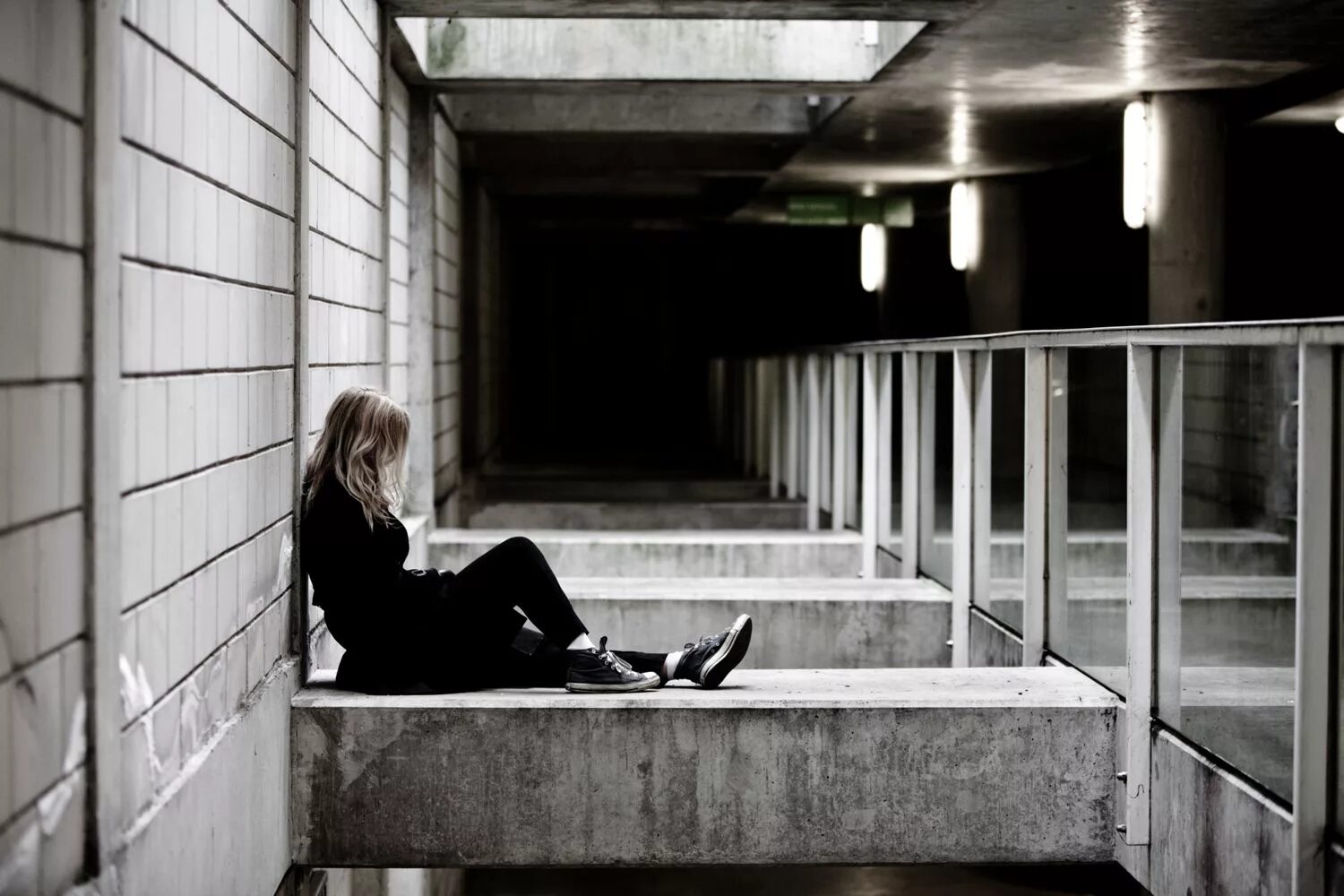 Suicidal thought. Депрессивный человек.