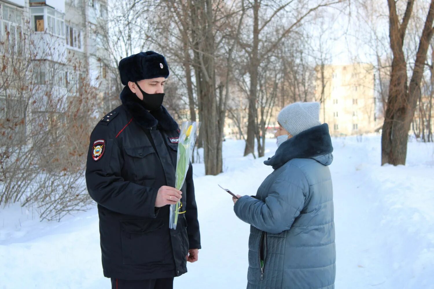 Представился участковым. Сотрудник отдела полиции. Полиция на страже. Полиция Лысьва. Представление на участкового.