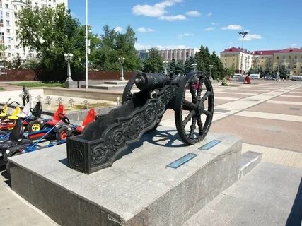 Пушки памятник