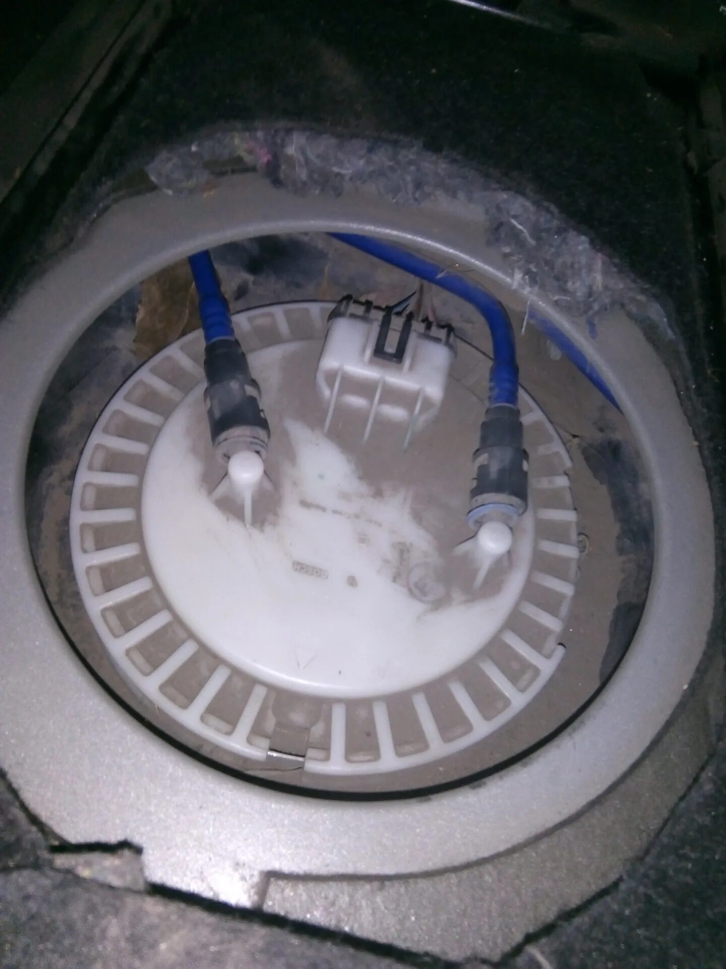 Замена модуля бензонасоса - Opel Meriva (A), 1,4 л, 2006 года своими руками DRIV
