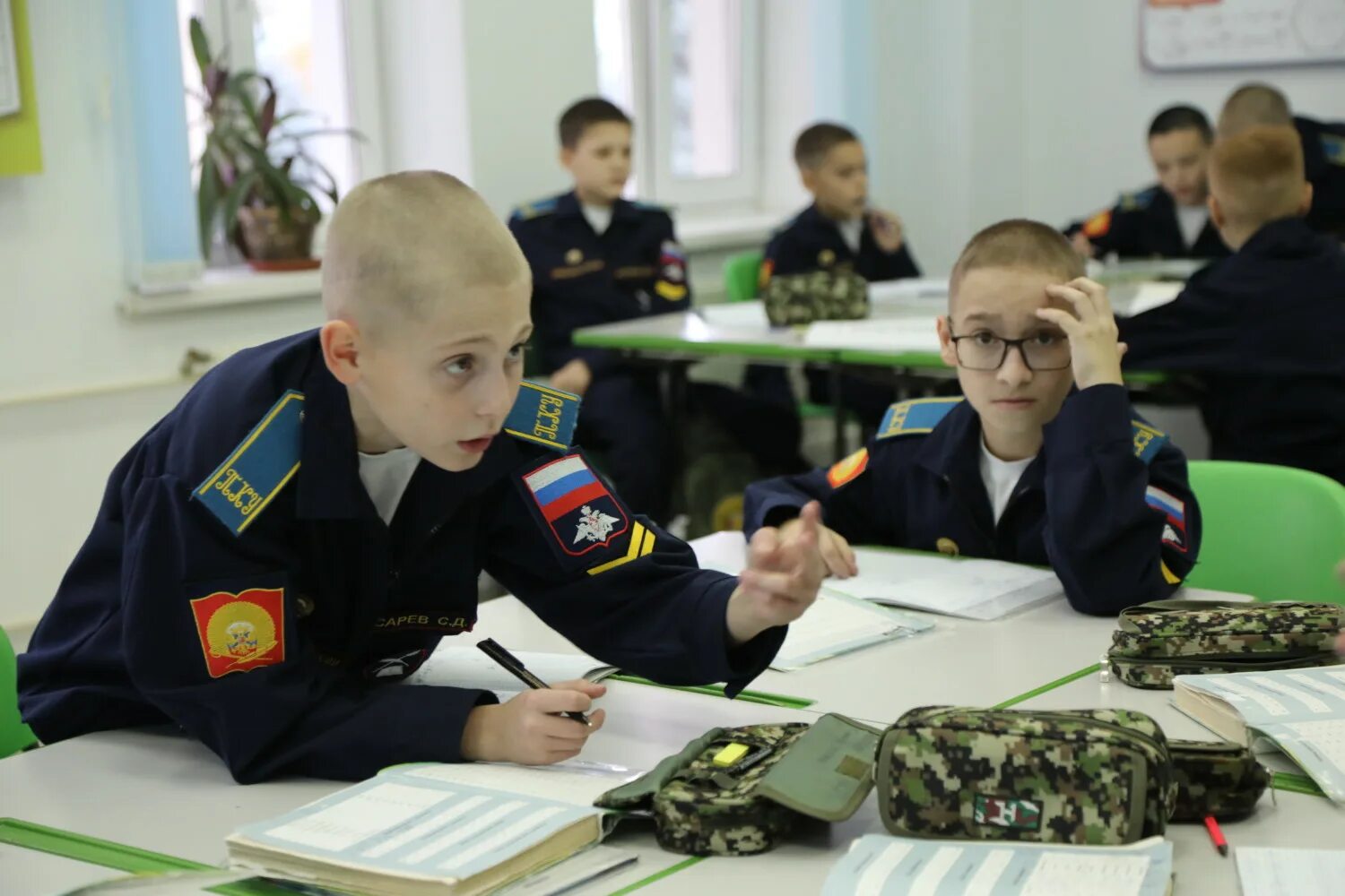 кадетское суворовское училище в санкт-петербурге после 9. школа 1080 москва кадетский корпус. кадетское училище архангельск для мальчиков. кадетская школа павловск. кадетская школа москва для мальчиков с проживанием.