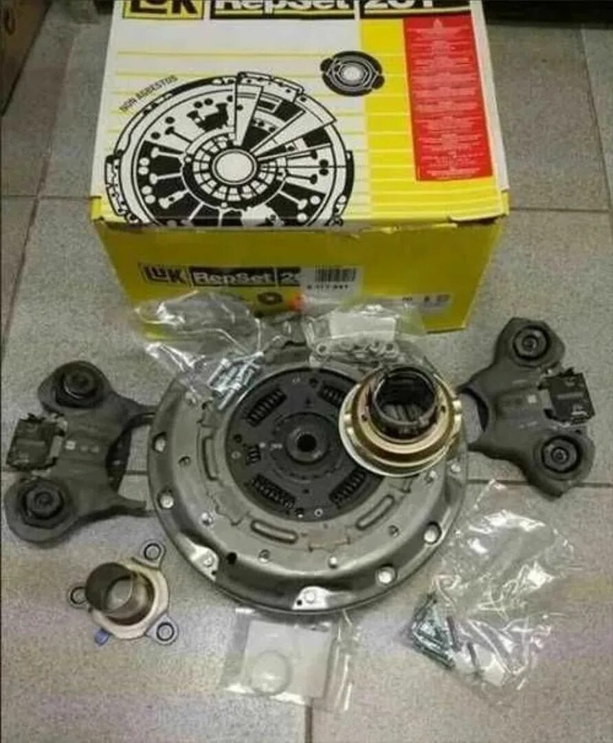 Сцепление focus 3 powershift. Luk 602000800 powershift комплект. комплект сцепления 602000800. сцепление 602000800 luk powershift. 602000800_к-кт сцепления! ford focus iii.