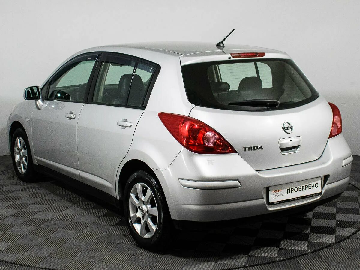 Nissan Tiida i c11. Nissan Tiida 3. Ниссан Тиида с11 хэтчбек. Ниссан тиида 2010 хэтчбек