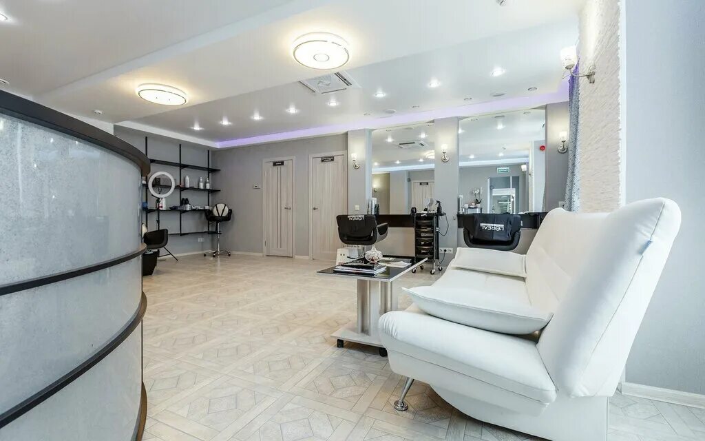 Восстания 53 фото. Клуб lux санкт-петербург. Chavana spa москва. Банкет холл lux. Апартаменты класса люкс санкт петербург.