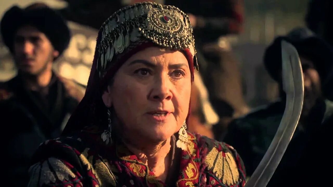 Воскресший эртугрул. Гюндогду брат эртугрула. Эртугрул красивые фото. Эртугрул 37. Тангут эртугрул актер.